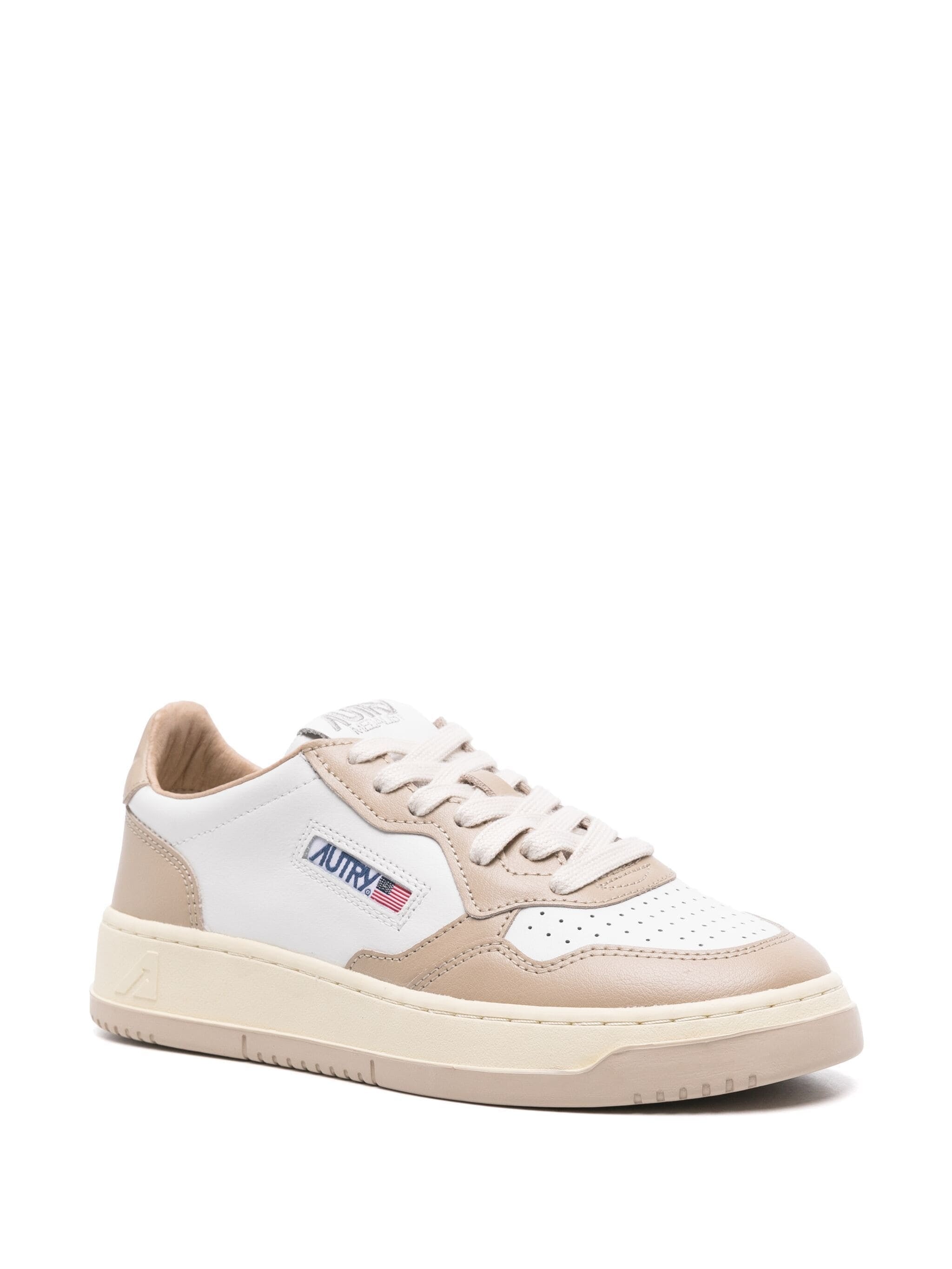 AUTRY MEDALIST LEATHER SNEAKERS