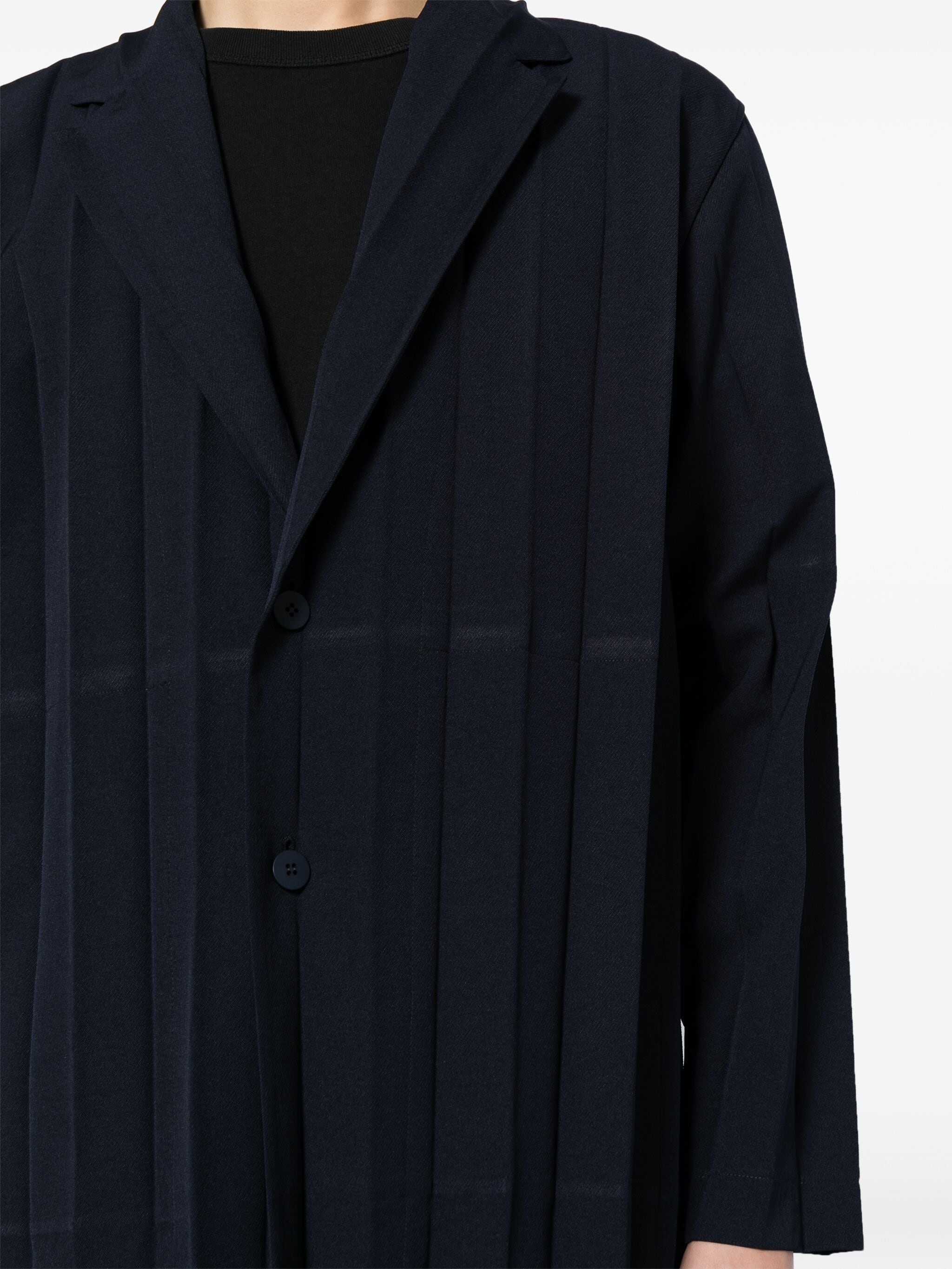 HOMME PLISSÉ ISSEY MIYAKE EDGE ENSEMBLE PLEATED BLAZER