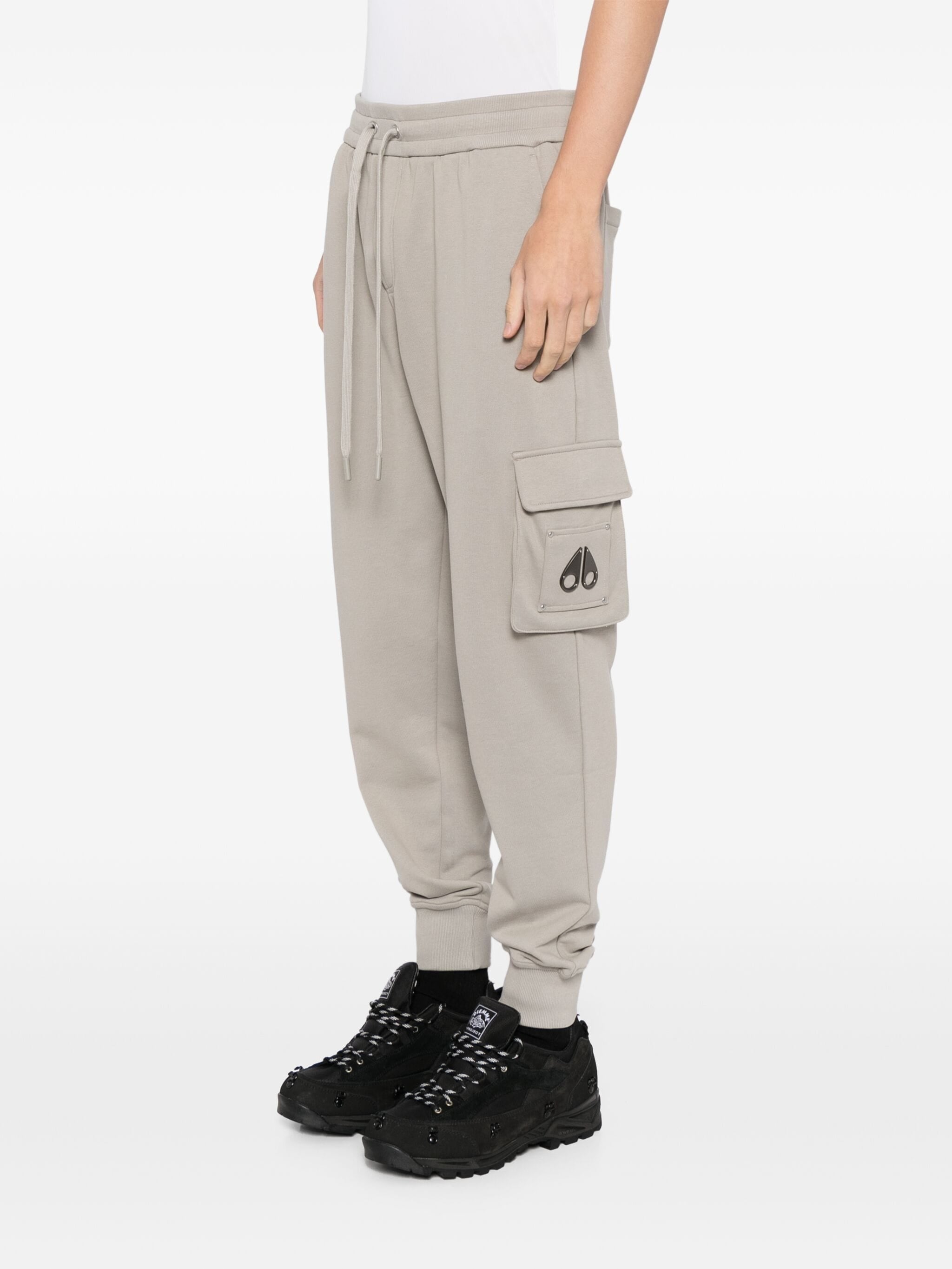 MOOSE KNUCKLES HARTSFIELD CARGO PANTS