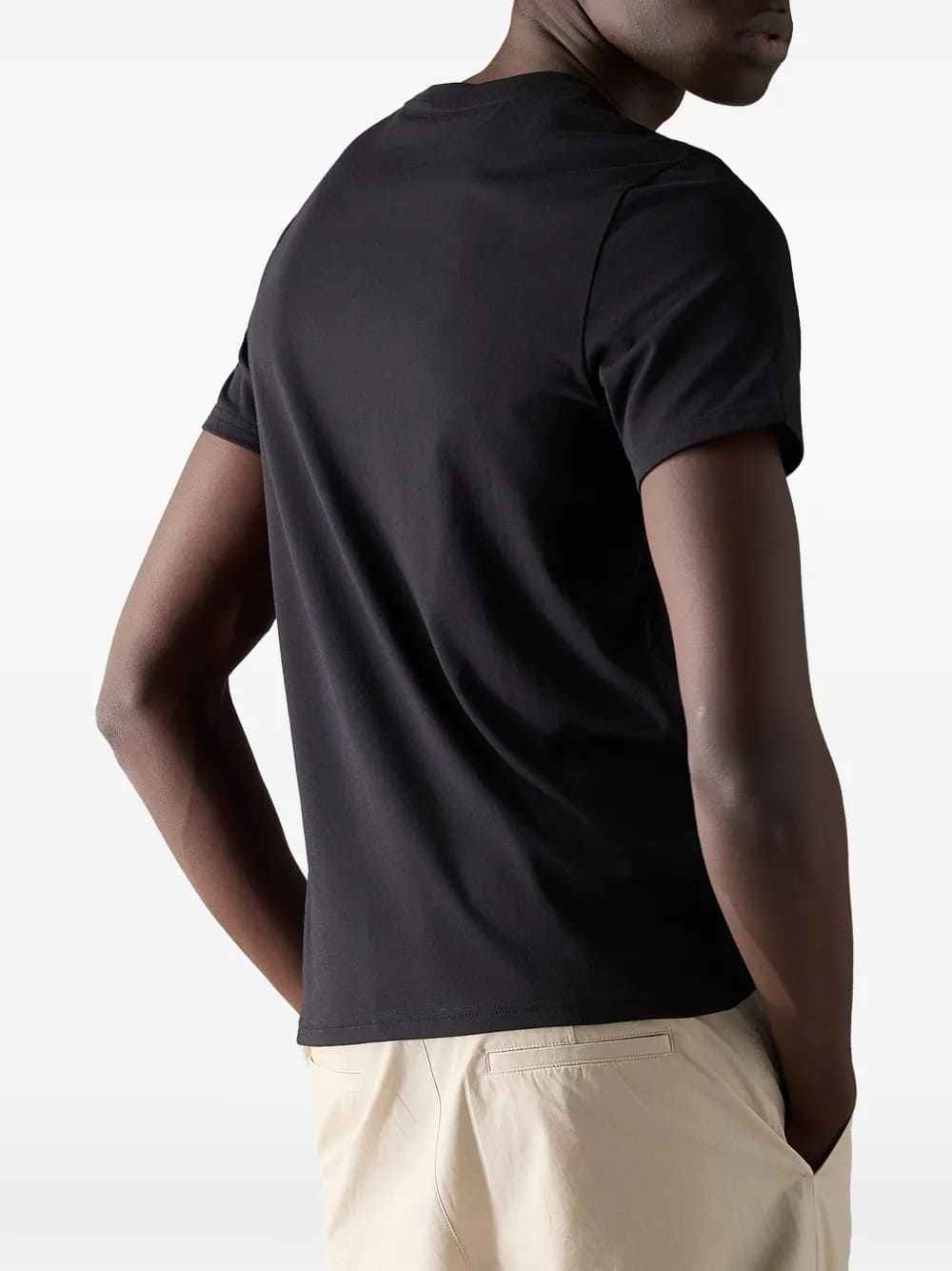 CAMISETA MOOSE KNUCKLES LOGO