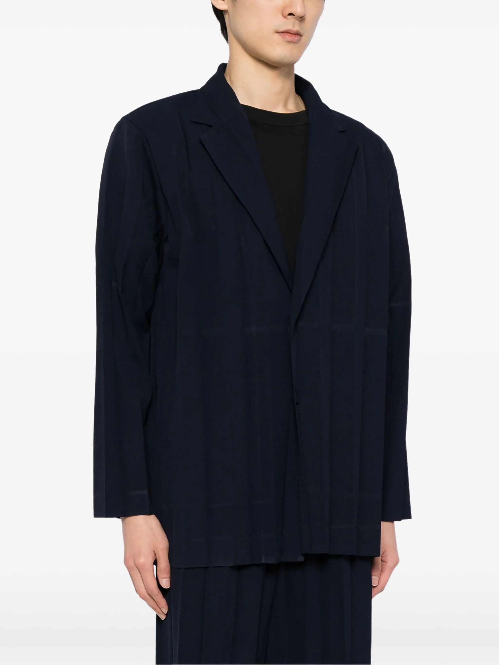 HOMME PLISSÉ ISSEY MIYAKE EDGE ENSEMBLE PLEATED BLAZER