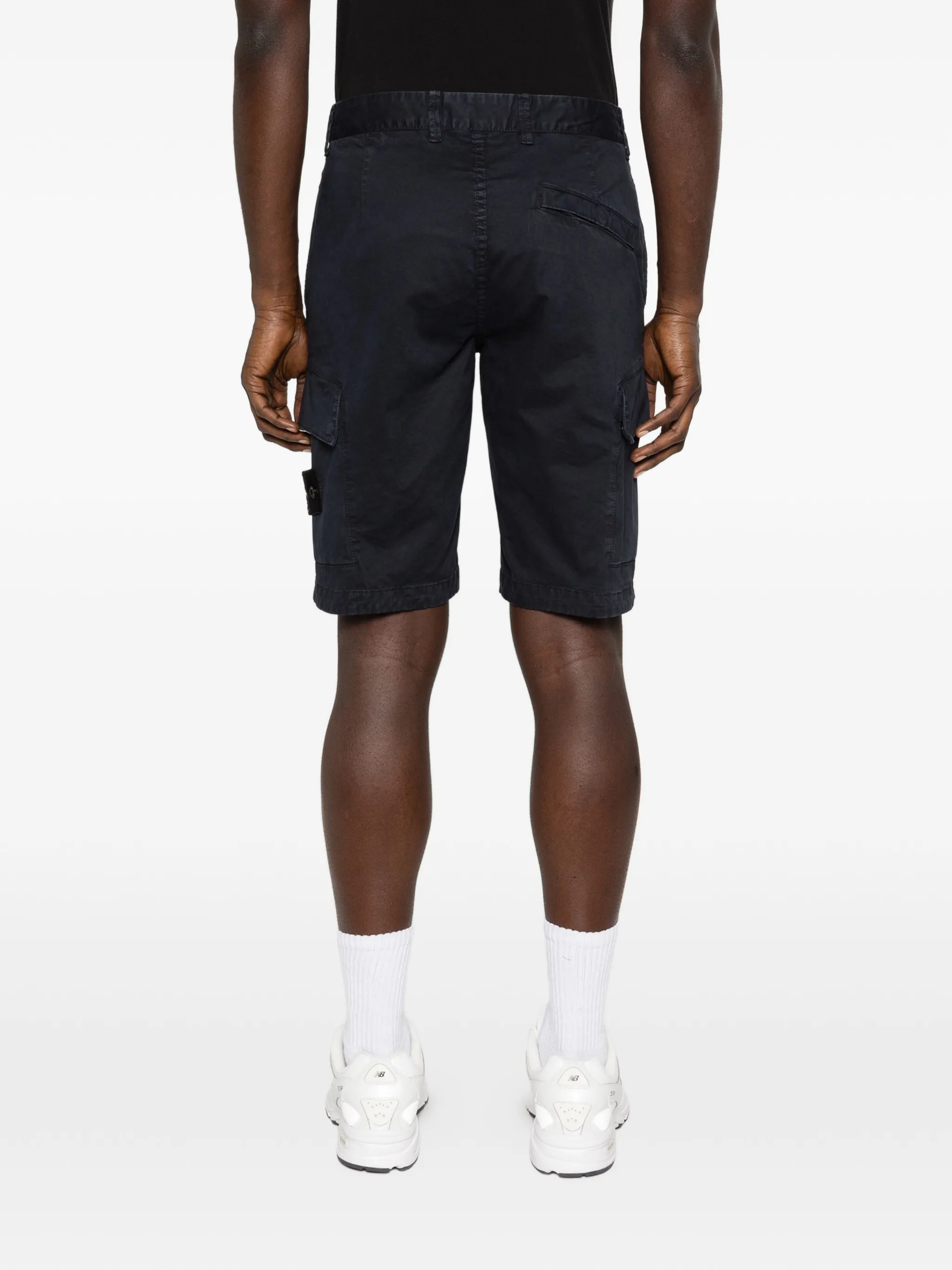 SHORTS STONE ISLAND LOGO