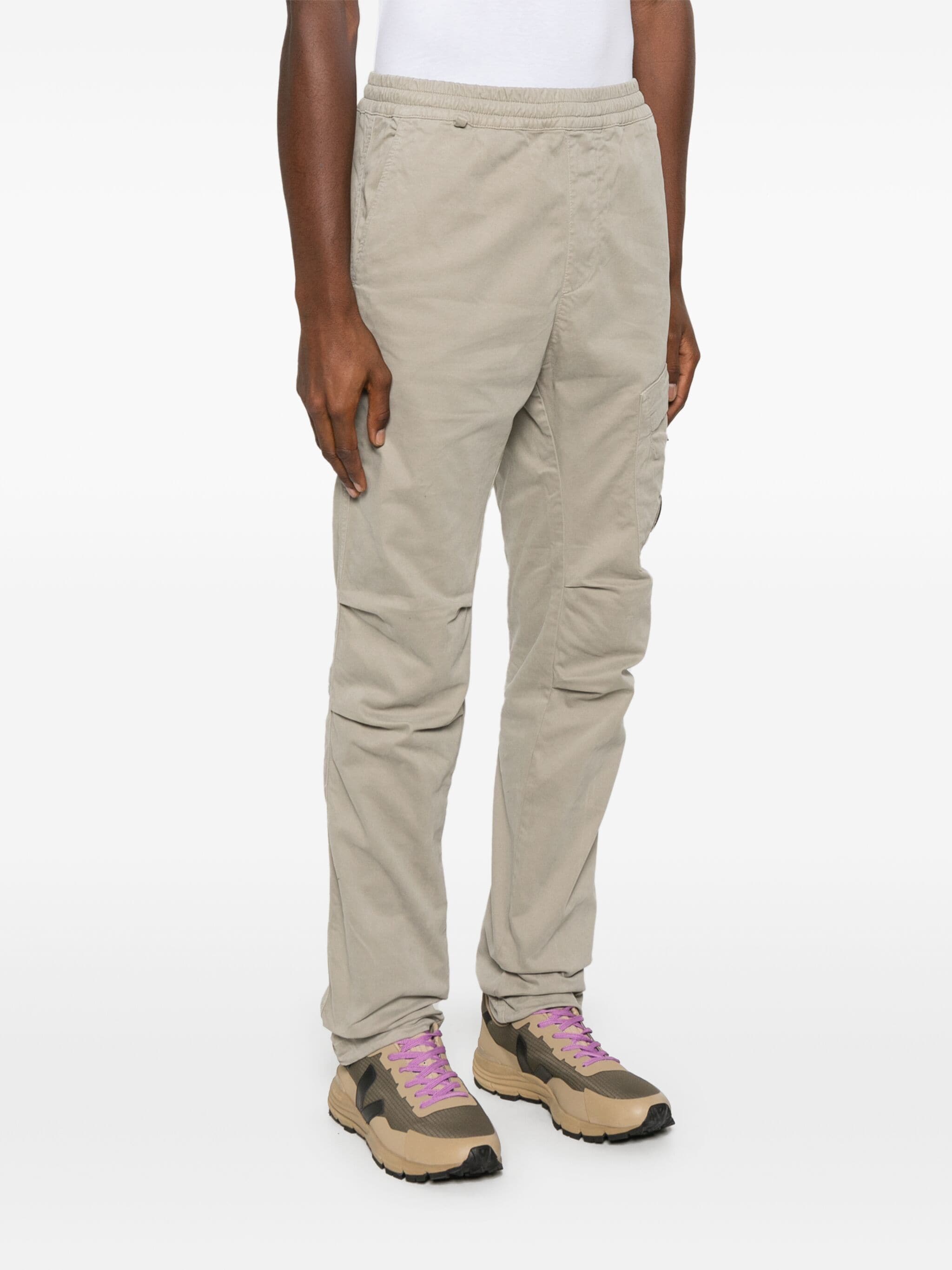 CP COMPANY LENS-DETAIL CARGO PANTS