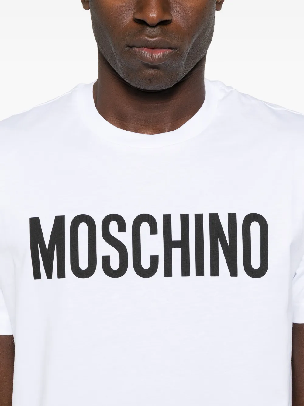 CAMISETA MOSCHINO LOGO