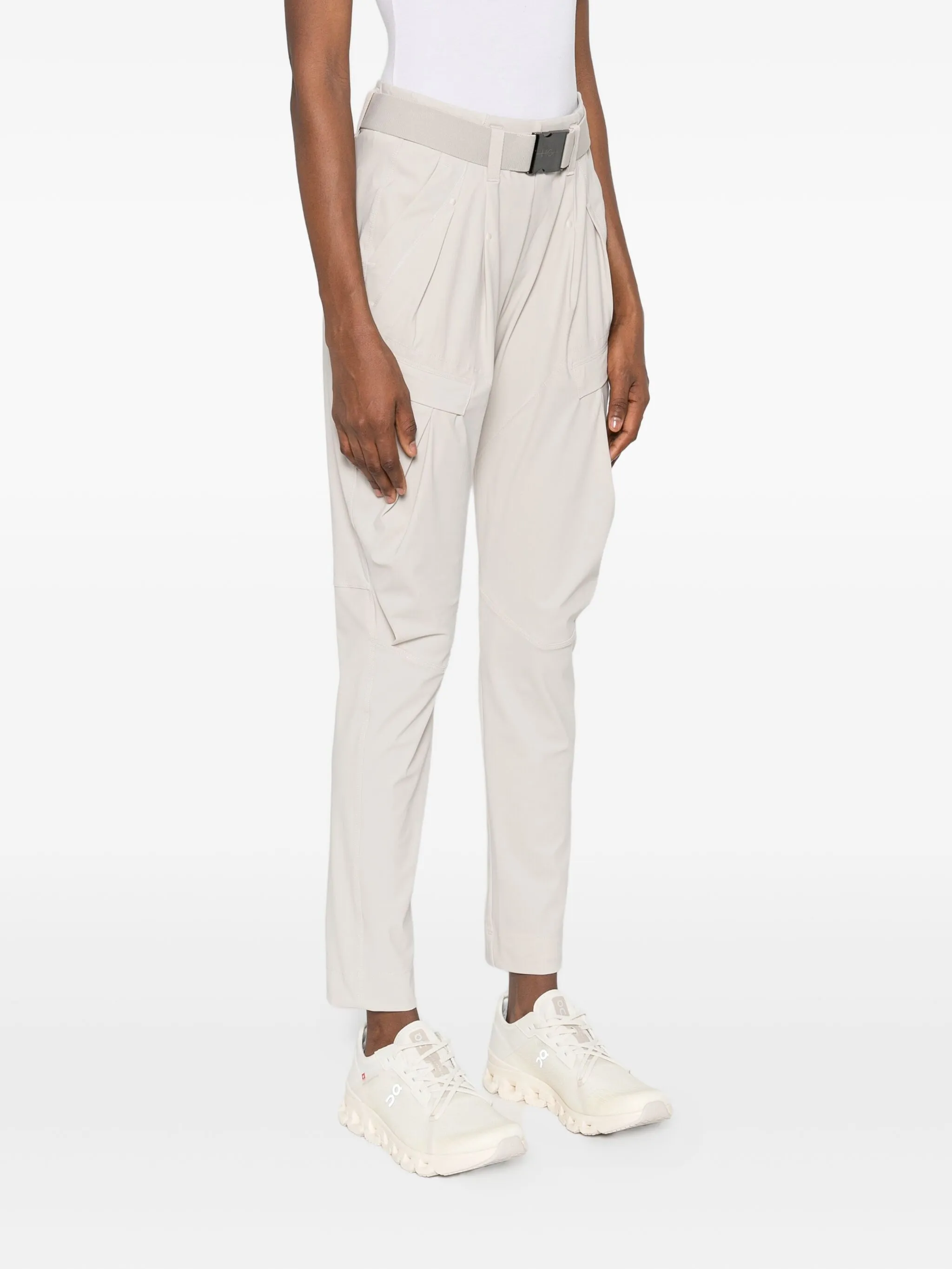 PANTALONES HIGH CON CINTURÓN