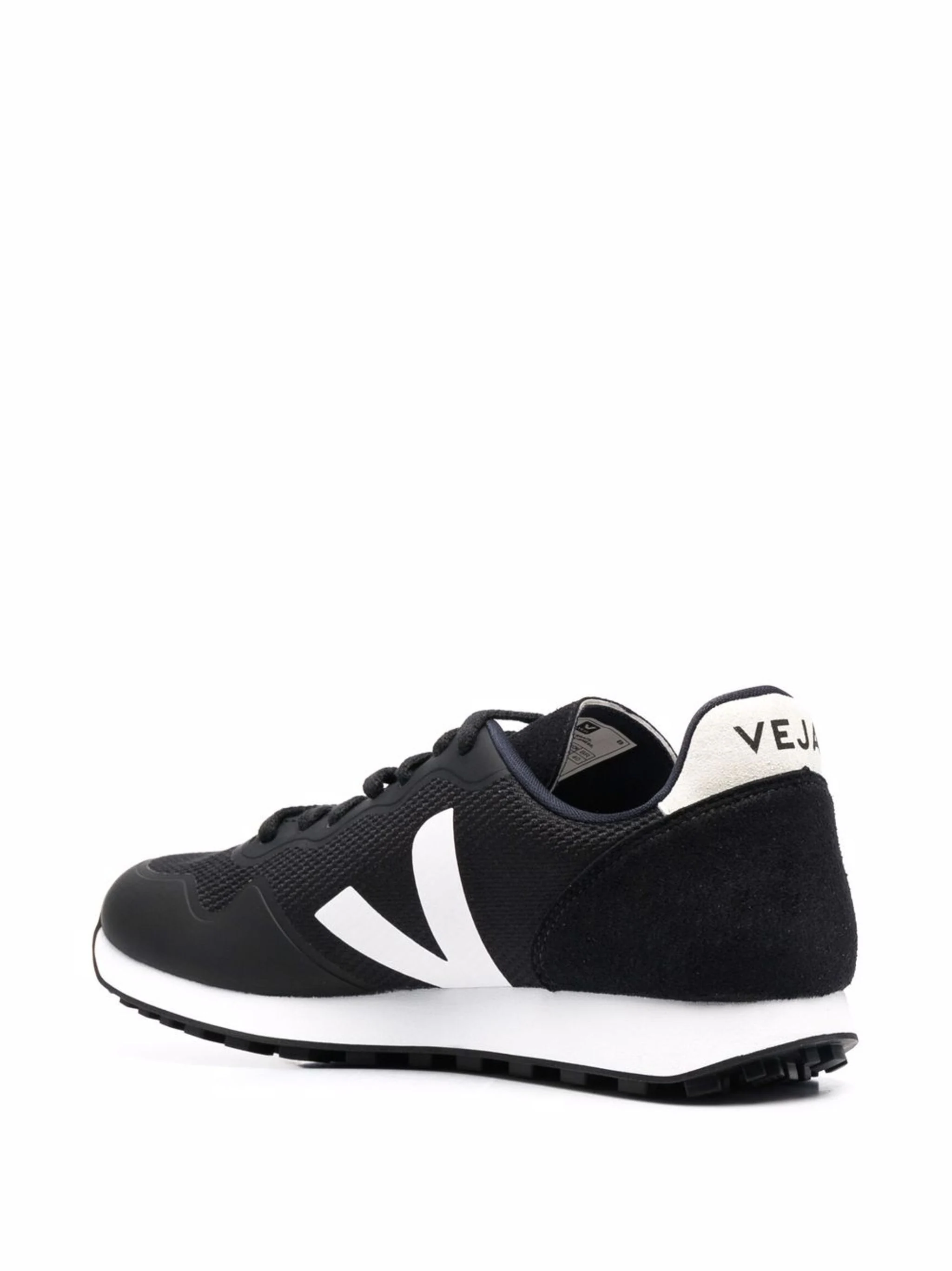 VEJA LOGO-PATCH LOW-TOP SNEAKERS